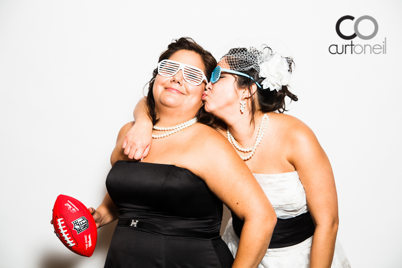 Sault Ste Marie Awesome Booth - Veronica and Gus - photobooth, fun, Water Tower Inn