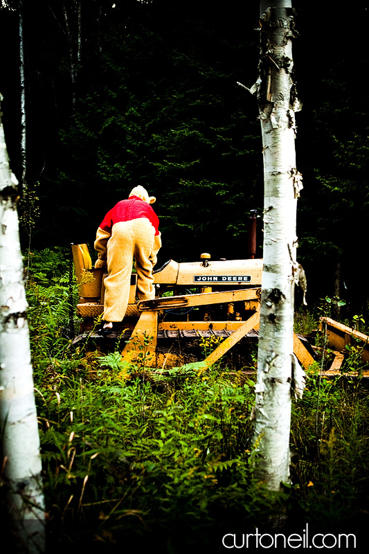 Sault Ste Marie Photographer - Bear visits camp
