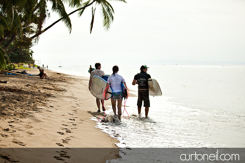 Surf lessons in Hawaii - Royal Hawaiian Surf Academy - walking home