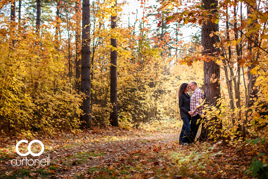 Sault Ste Marie Lifestyle Photography - Donna and Rob - fall, sneak peek, Hiawatha Highlands