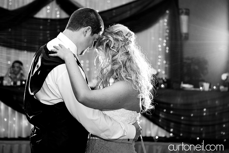 Sault Ste Marie Wedding Photography - Amanda and Chris - fall, Water Tower Inn