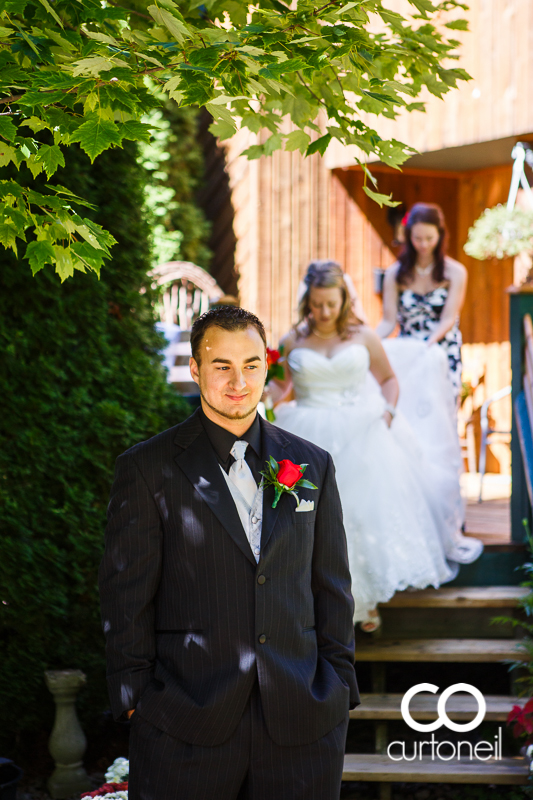Sault Ste Marie Wedding Photography - Amanda and Denis - farm, summer wedding, hay bales