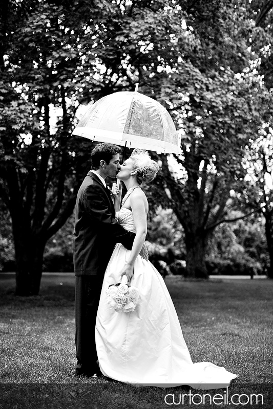 Sault Ste Marie Wedding Photography - Chelsea and Trevor - Arboretum, rain, Marconi