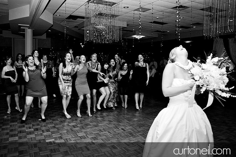 Sault Ste Marie Wedding Photography - Chelsea and Trevor - Arboretum, rain, Marconi