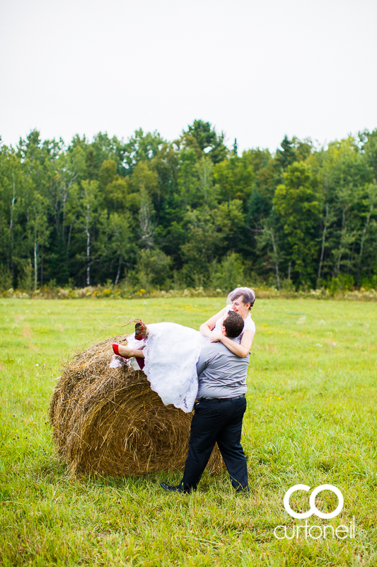 Sault Ste Marie Wedding Photography - Danielle and Brendan - Bruce Mines, Lawrence Springwater Farms, balloon, haybale, barn