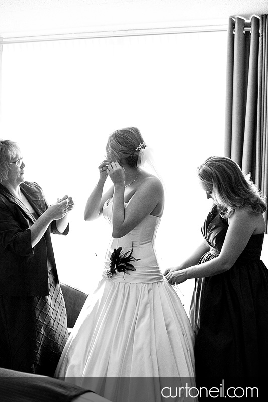 Sault Ste Marie Wedding Photography - Lisa and Scott - winter cold