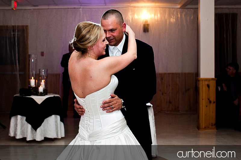 Sault Ste Marie Wedding Photography - Lisa and Scott - winter cold