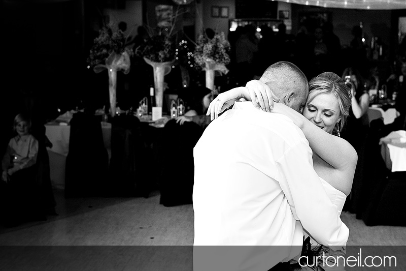 Sault Ste Marie Wedding Photography - Lisa and Scott - winter cold