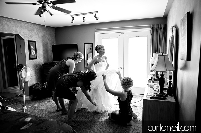Sault Ste Marie Wedding Photography - Mel and Ryan - Wishart Park, Water Tower Inn