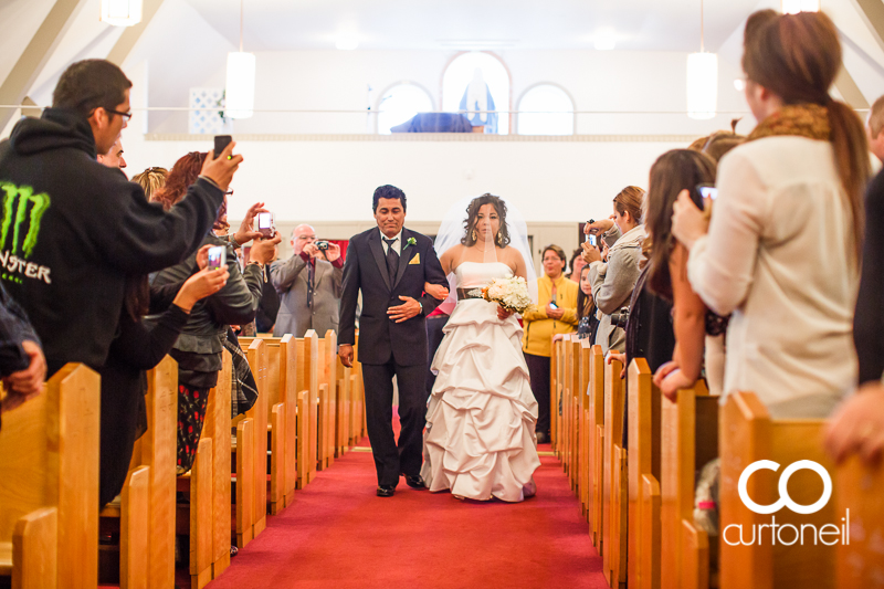 Sault Ste Marie Wedding Photography - Veronica and Gus - Garden River, Water Tower Inn, fall, cold, rain