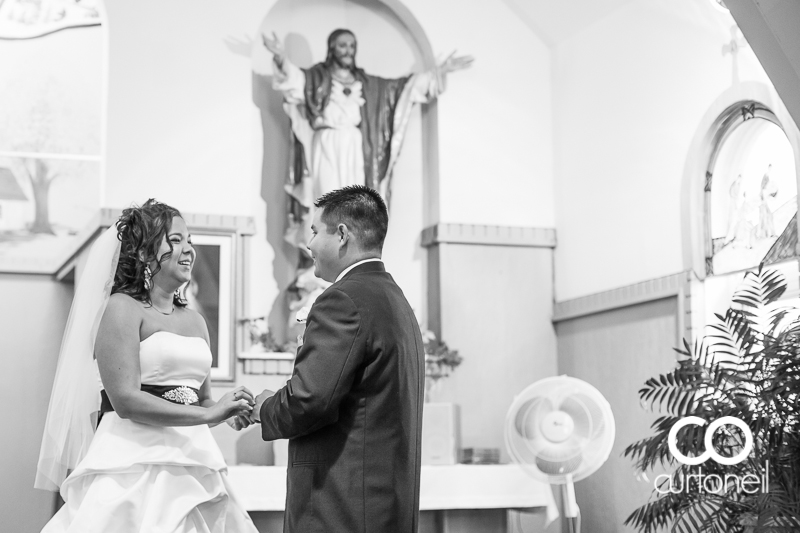 Sault Ste Marie Wedding Photography - Veronica and Gus - Garden River, Water Tower Inn, fall, cold, rain