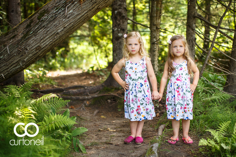 Lilly and Harper - Twin Sisters - Child Photography - Wishart Park