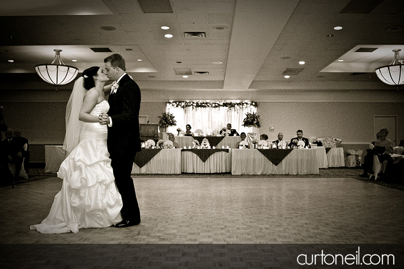 Wedding - Jess and Mike - First Dance - Curt O