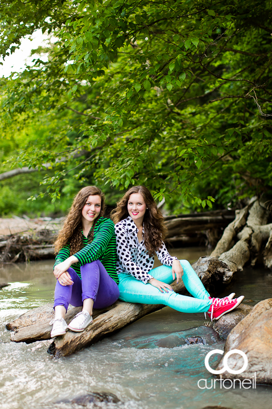 Sault Ste Marie Lifestyle Photography - Steph and Christine - Sisters at Wishart Park