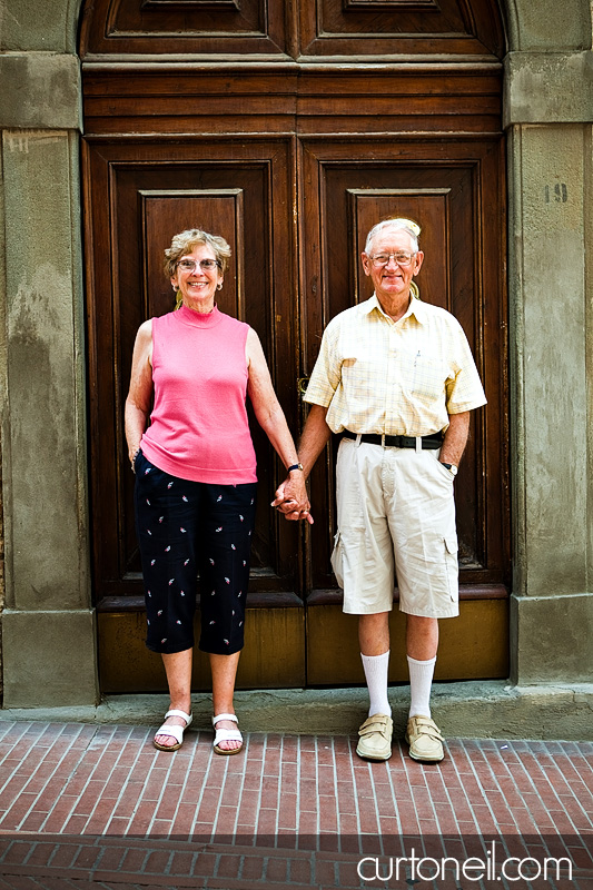 Tuscany Family Photos - Knox - grandma and grandpa big doors